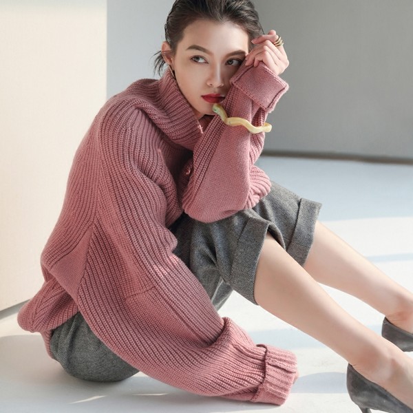 Loose-Fitting-Pullover-sweater-1.jpg