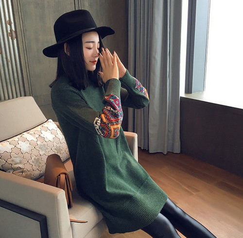 Loose-high-neck-sweater-5.jpg